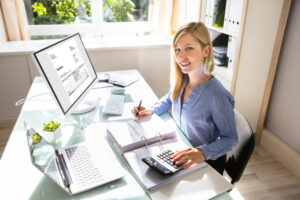 Read more about the article When to Hire an Accountant for Your Small Business